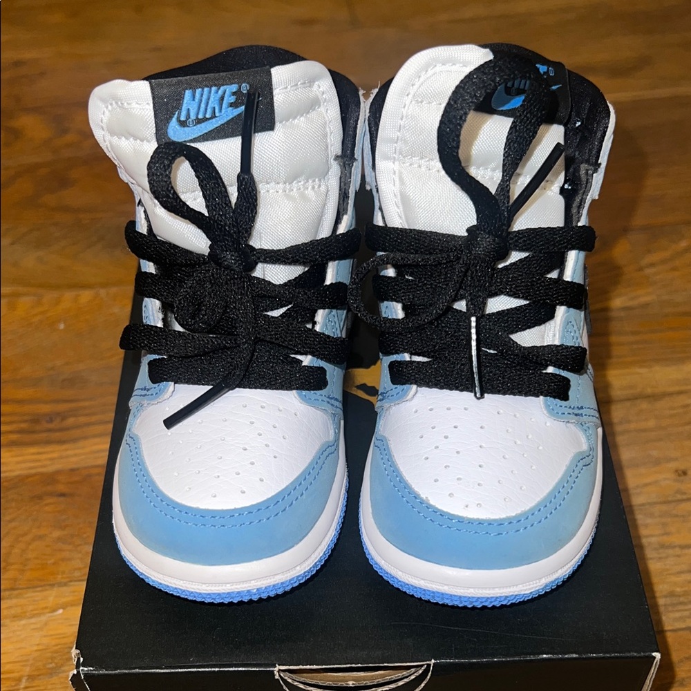 Nike Kids High-Top Sneakers - White and Light Blue